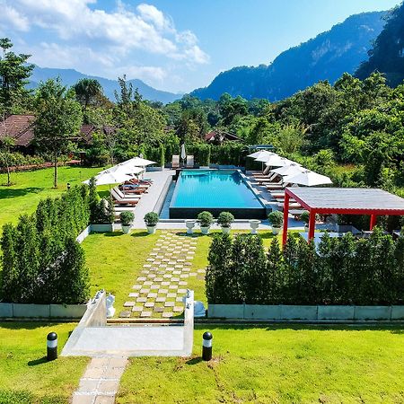 Montania Lifestyle Hotel Phanom Exteriör bild