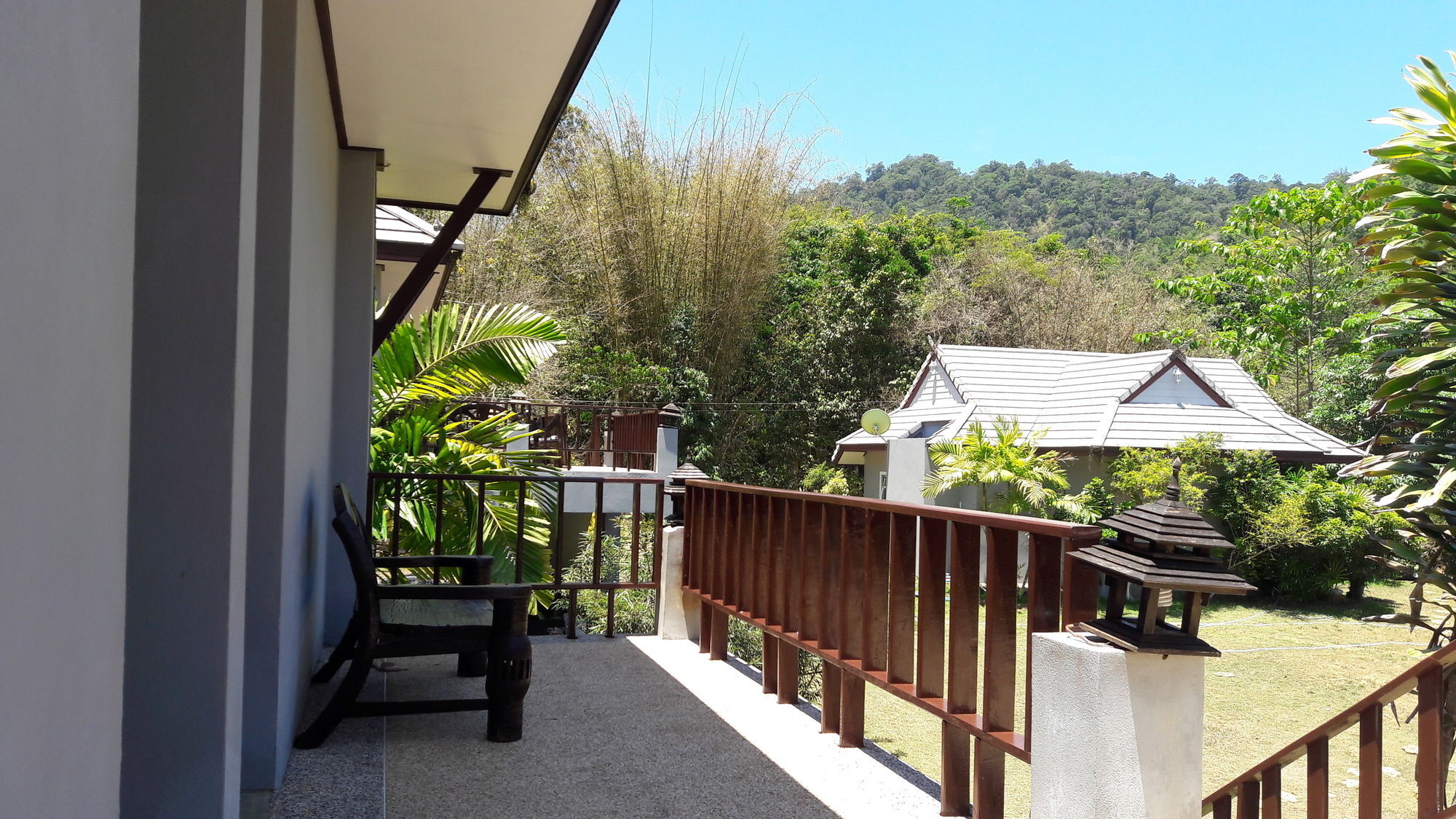 Montania Lifestyle Hotel Phanom Exteriör bild