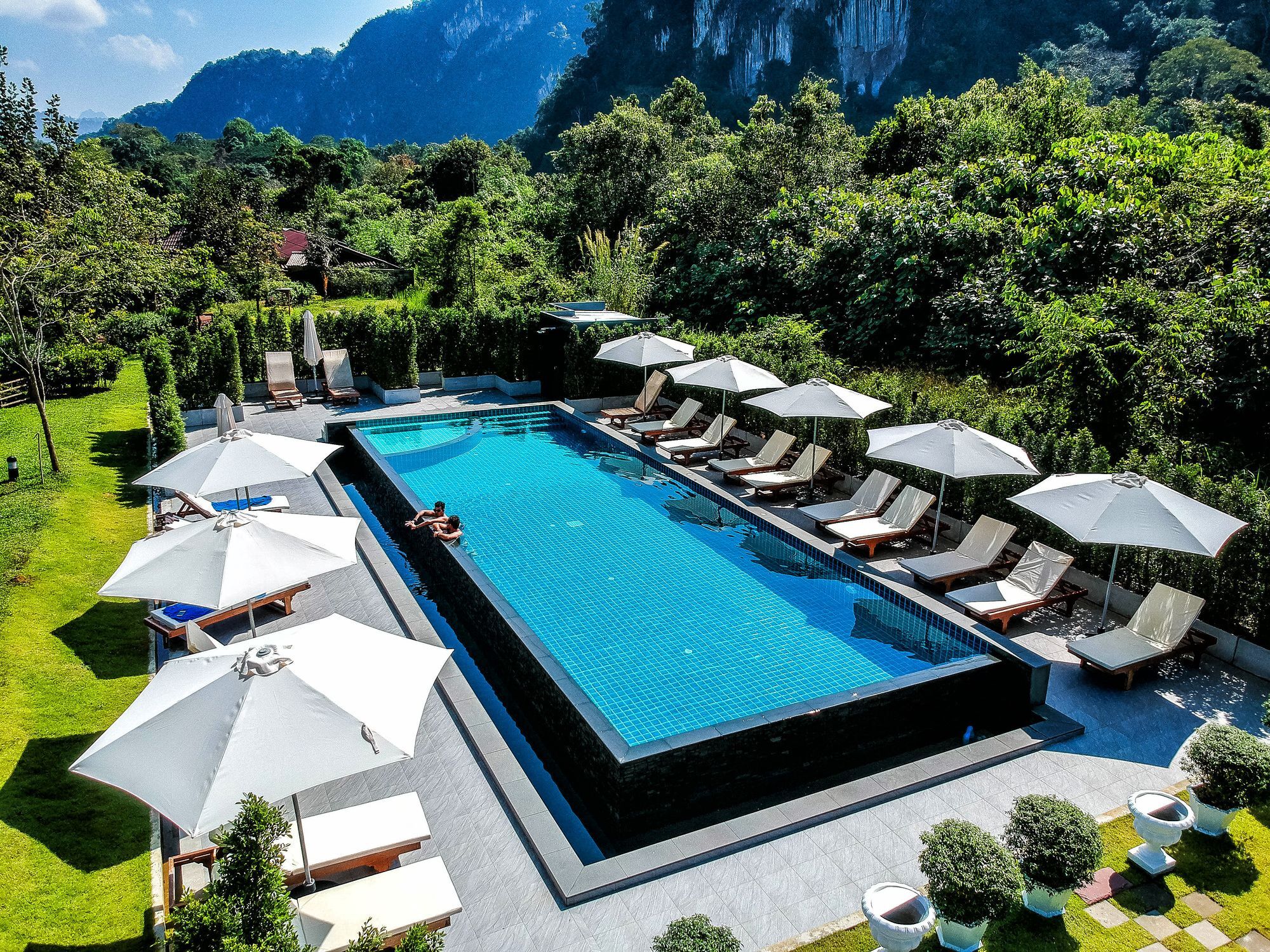 Montania Lifestyle Hotel Phanom Exteriör bild
