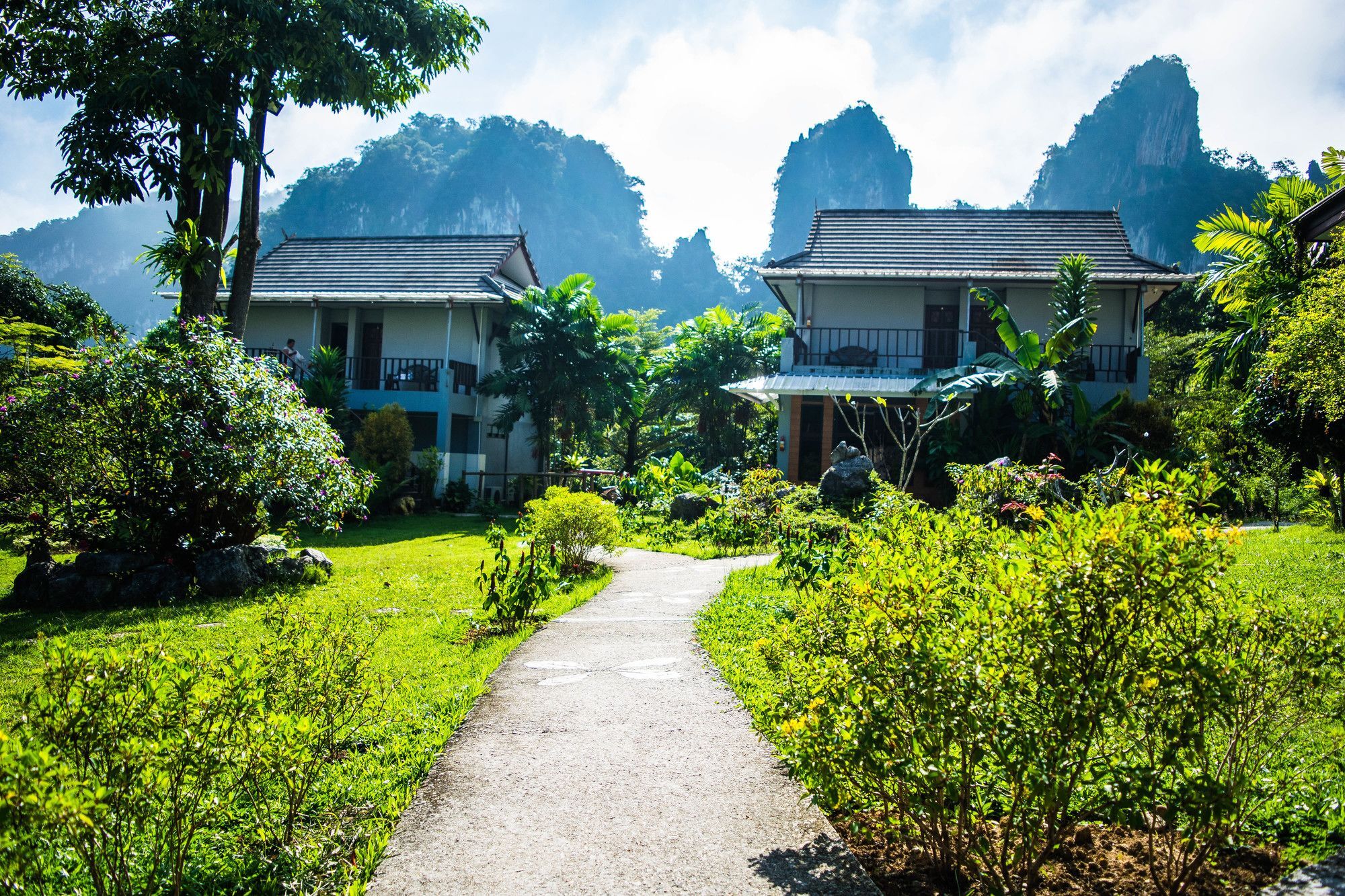Montania Lifestyle Hotel Phanom Exteriör bild